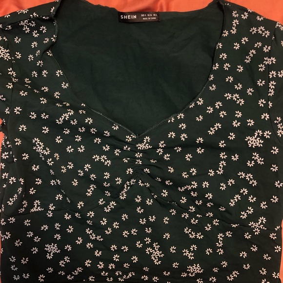 shein crop top 🤍 - Picture 3 of 4